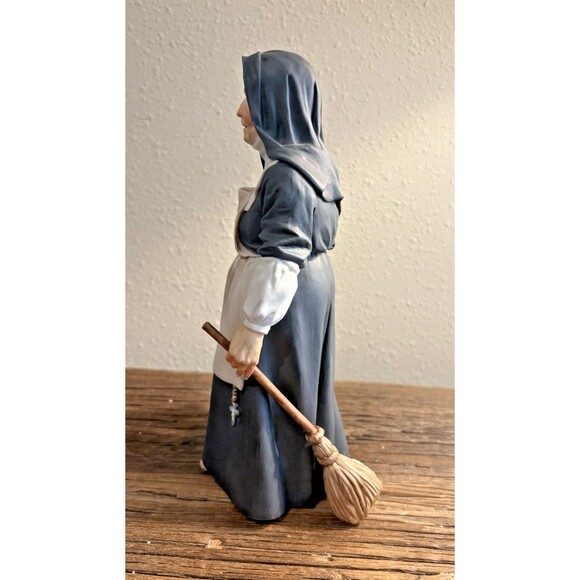 ALGORA Nun Figurine Made in Spain Used - Picture 4 of 15